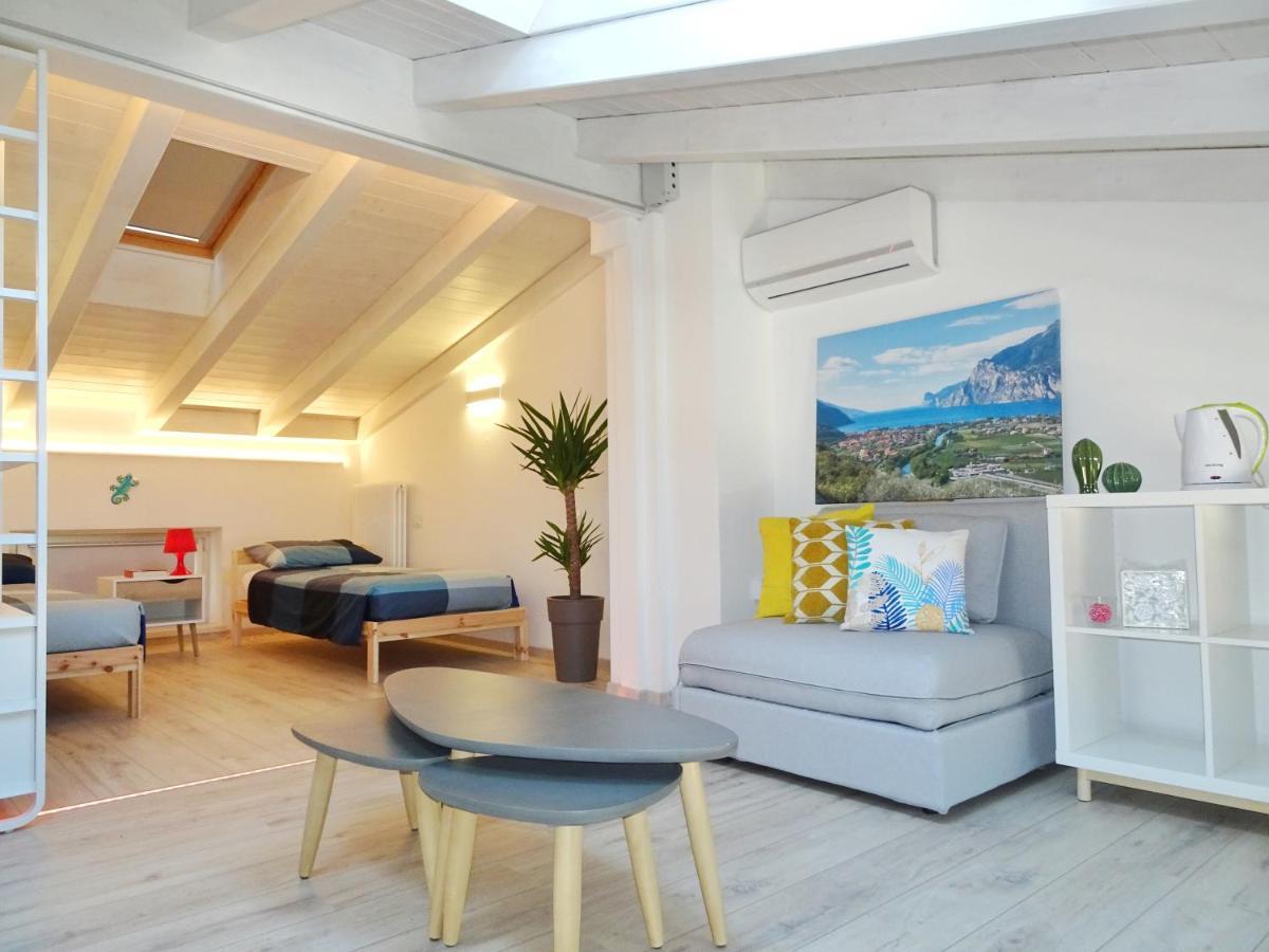Ferienwohnung Antica Casa Alboletta Riva del Garda Exterior foto