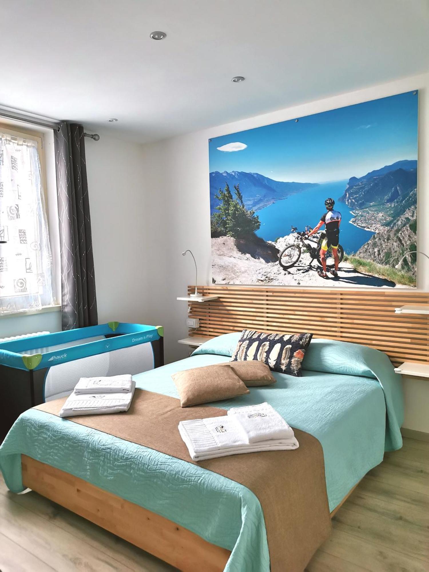 Ferienwohnung Antica Casa Alboletta Riva del Garda Zimmer foto