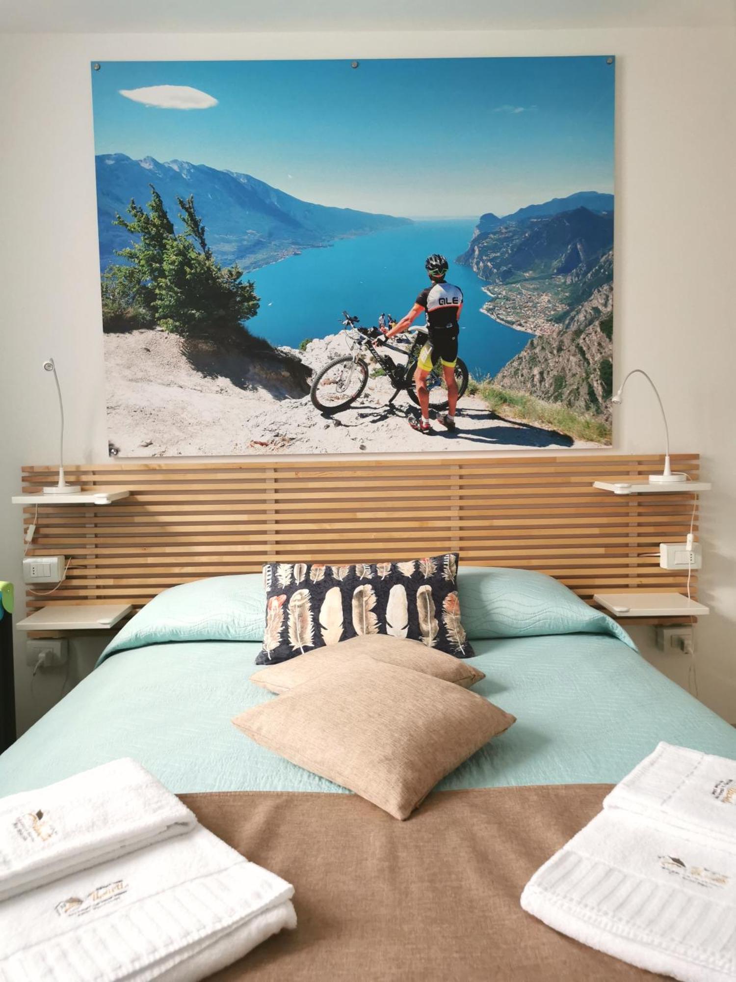 Ferienwohnung Antica Casa Alboletta Riva del Garda Exterior foto