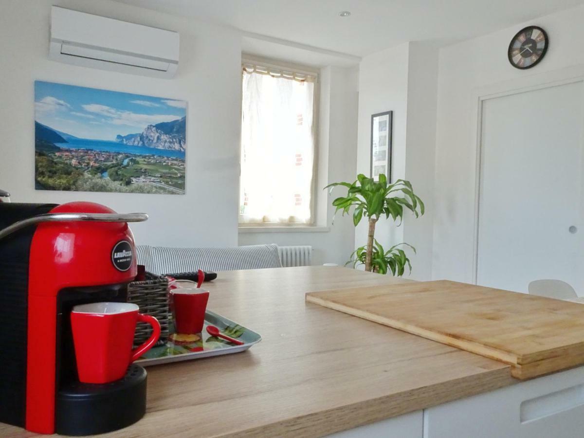 Ferienwohnung Antica Casa Alboletta Riva del Garda Exterior foto