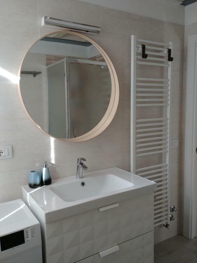 Ferienwohnung Antica Casa Alboletta Riva del Garda Exterior foto